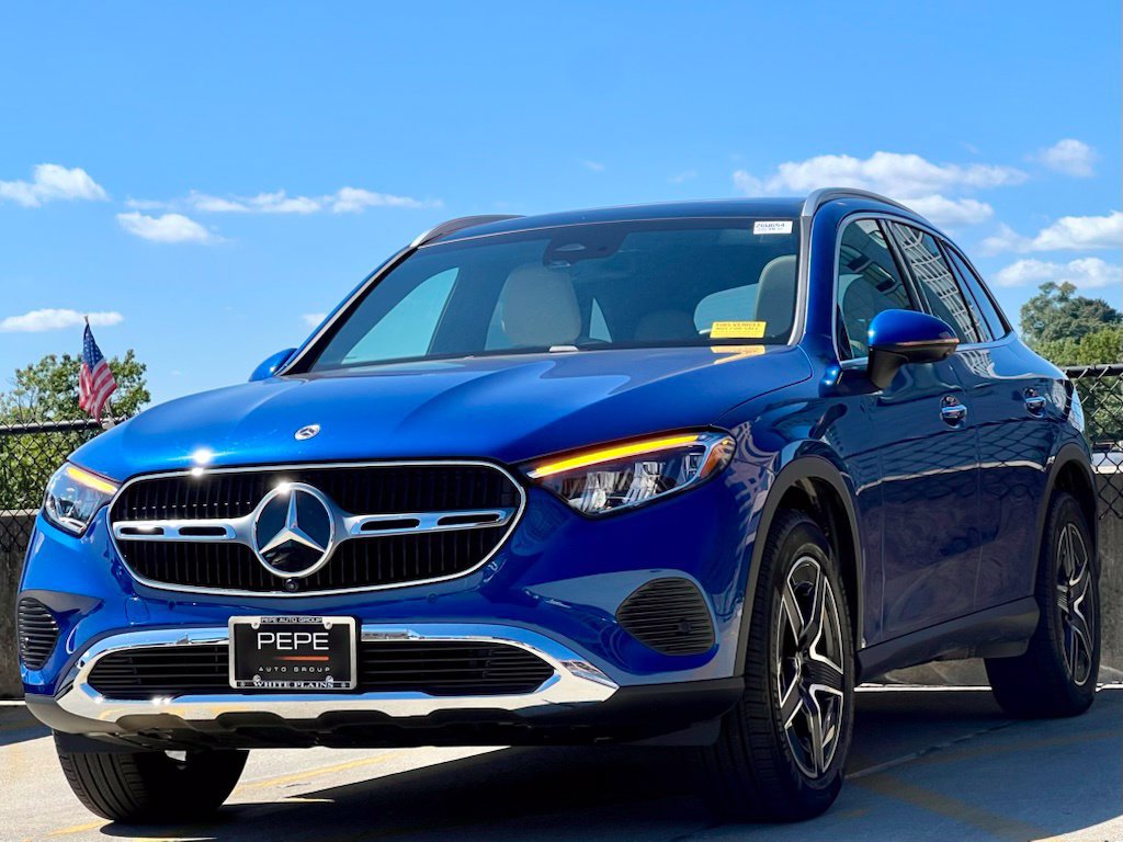 Certified 2026 Mercedes-Benz GLC 300 4MATIC image 4