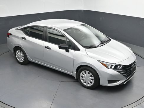 Certified 2024 Nissan Versa S w/ Trunk Package image 25