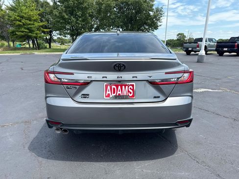 Used 2026 Toyota Camry SE AWD/4WD image 7