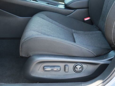 Certified 2025 Honda Accord SE image 10
