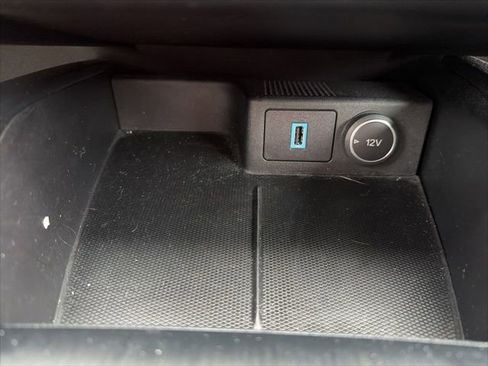 Used 2020 Ford Escape SEL image 34