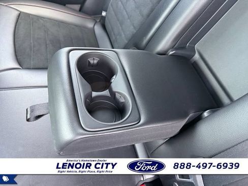 Used 2023 Ford Edge ST-Line AWD/4WD image 14