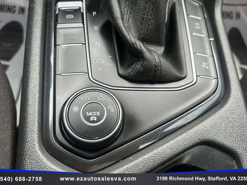 Used 2020 Volkswagen Tiguan SEL Premium R-Line image 28
