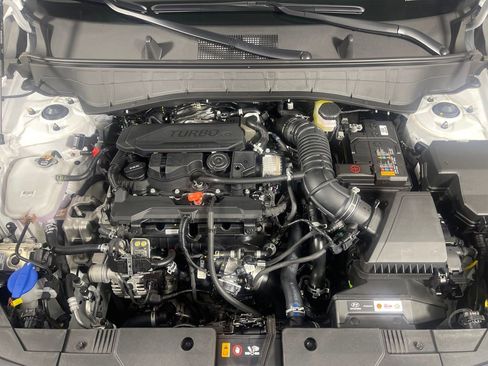 New 2026 Hyundai Kona SEL Premium image 9