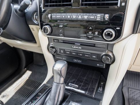 Used 2023 Lexus GX 460 Luxury w/ Sport Design Package AWD/4WD image 97