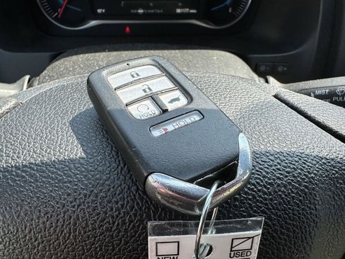 Used 2020 Honda Pilot EX image 14