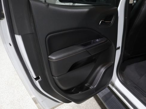 Used 2021 GMC Canyon AT4 w/ Driver Alert Package AWD/4WD image 23