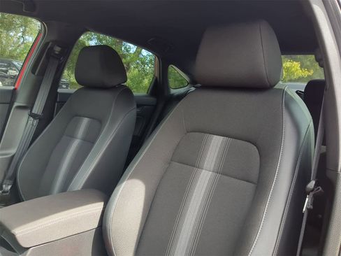 Used 2023 Honda Civic Sport image 8