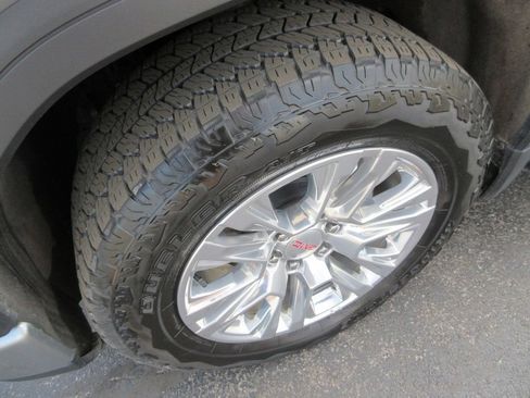 Certified 2025 GMC Sierra 1500 Denali AWD/4WD image 13