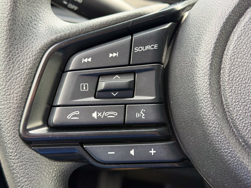 Used 2025 Subaru Forester AWD/4WD image 17