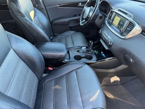 Used 2016 Kia Sorento SX w/ SXL Technology Package image 12