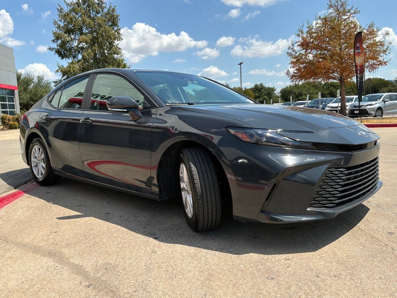 Used 2026 Toyota Camry LE FWD image 4