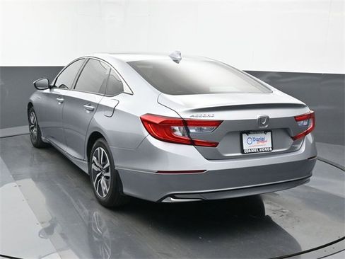Used 2019 Honda Accord EX image 3