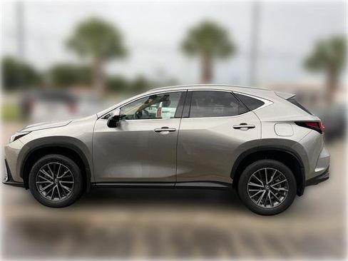 Used 2024 Lexus NX 350 AWD image 9
