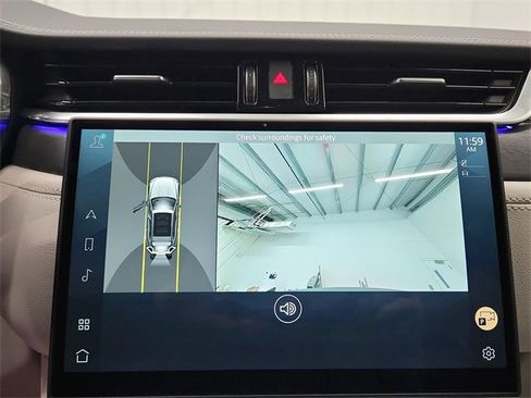 Used 2025 Jaguar F-PACE R-Dynamic S image 23