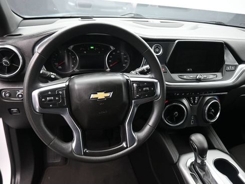 Used 2021 Chevrolet Blazer LT AWD/4WD image 14