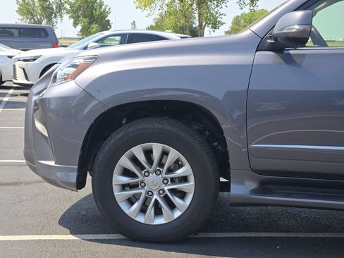 Used 2018 Lexus GX 460 Premium AWD/4WD image 8