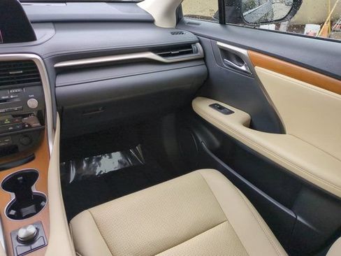 Certified 2022 Lexus RX 350 FWD w/ Premium Package image 16