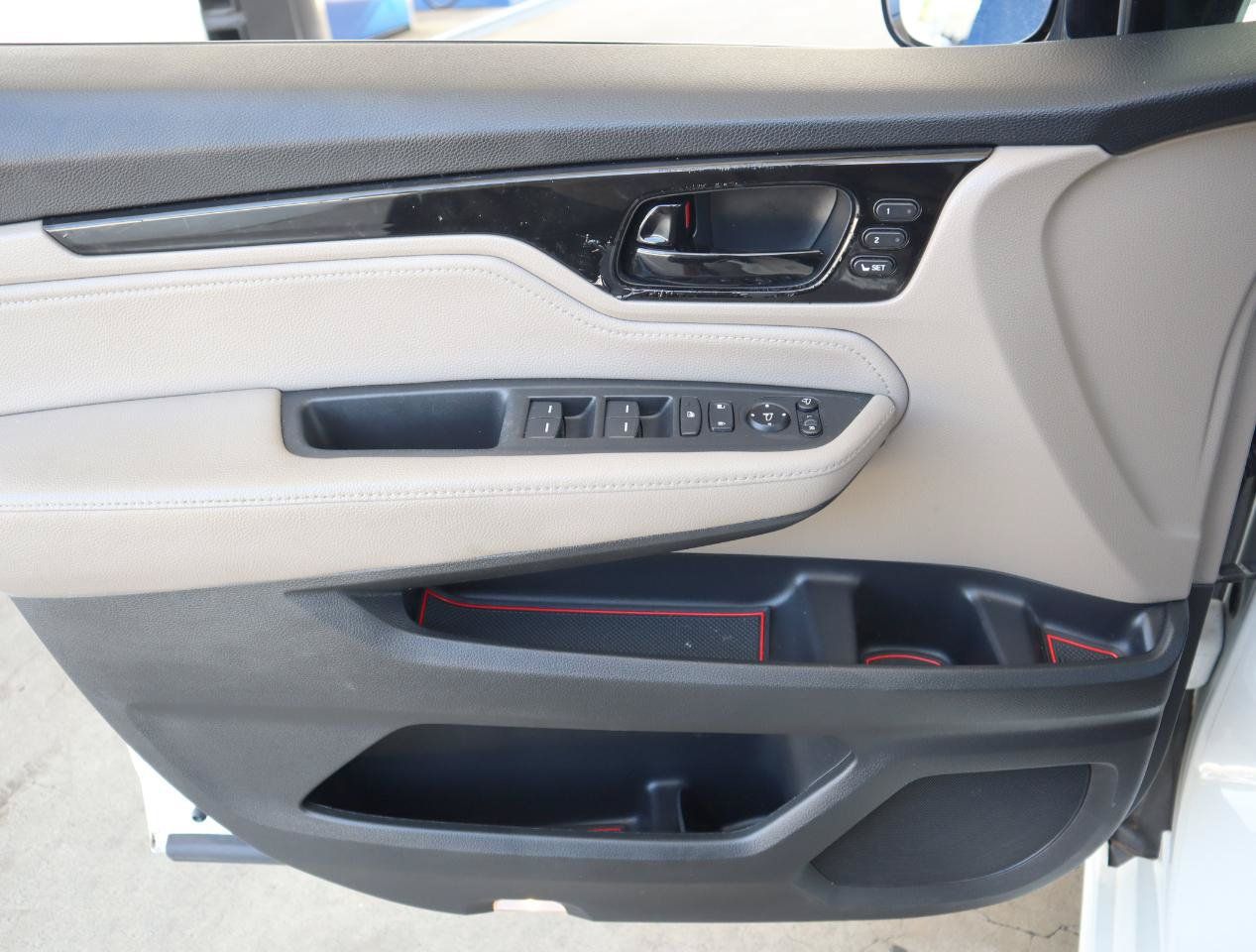 Used 2018 Honda Odyssey Elite image 43