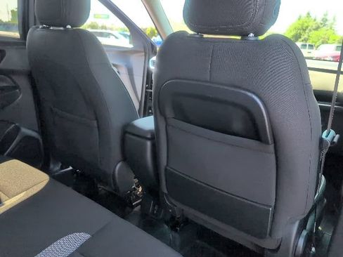 Used 2023 Chevrolet TrailBlazer LT w/ Convenience Package AWD/4WD image 40