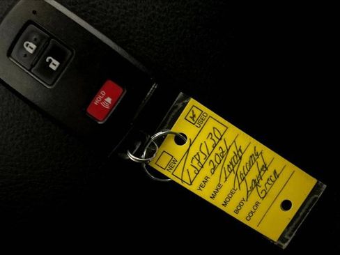 Certified 2021 Toyota Tacoma Limited image 11