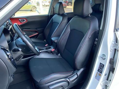 Used 2023 Kia Soul GT-Line image 15