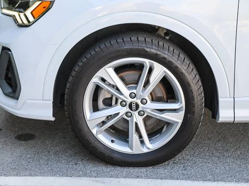 Used 2022 Audi Q3 2.0T Premium Plus w/ Premium Plus Package image 9
