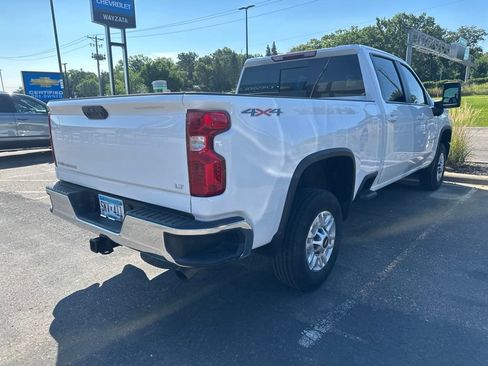 Used 2025 Chevrolet Silverado 2500 LT AWD/4WD image 5