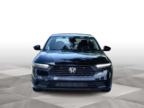 Used 2025 Honda Accord SE image 3