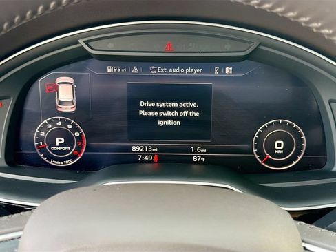 Used 2019 Audi Q7 3.0T Premium Plus w/ Premium Plus Package AWD/4WD image 39