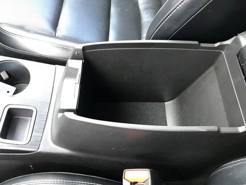 Used 2023 Ford Escape Platinum image 13