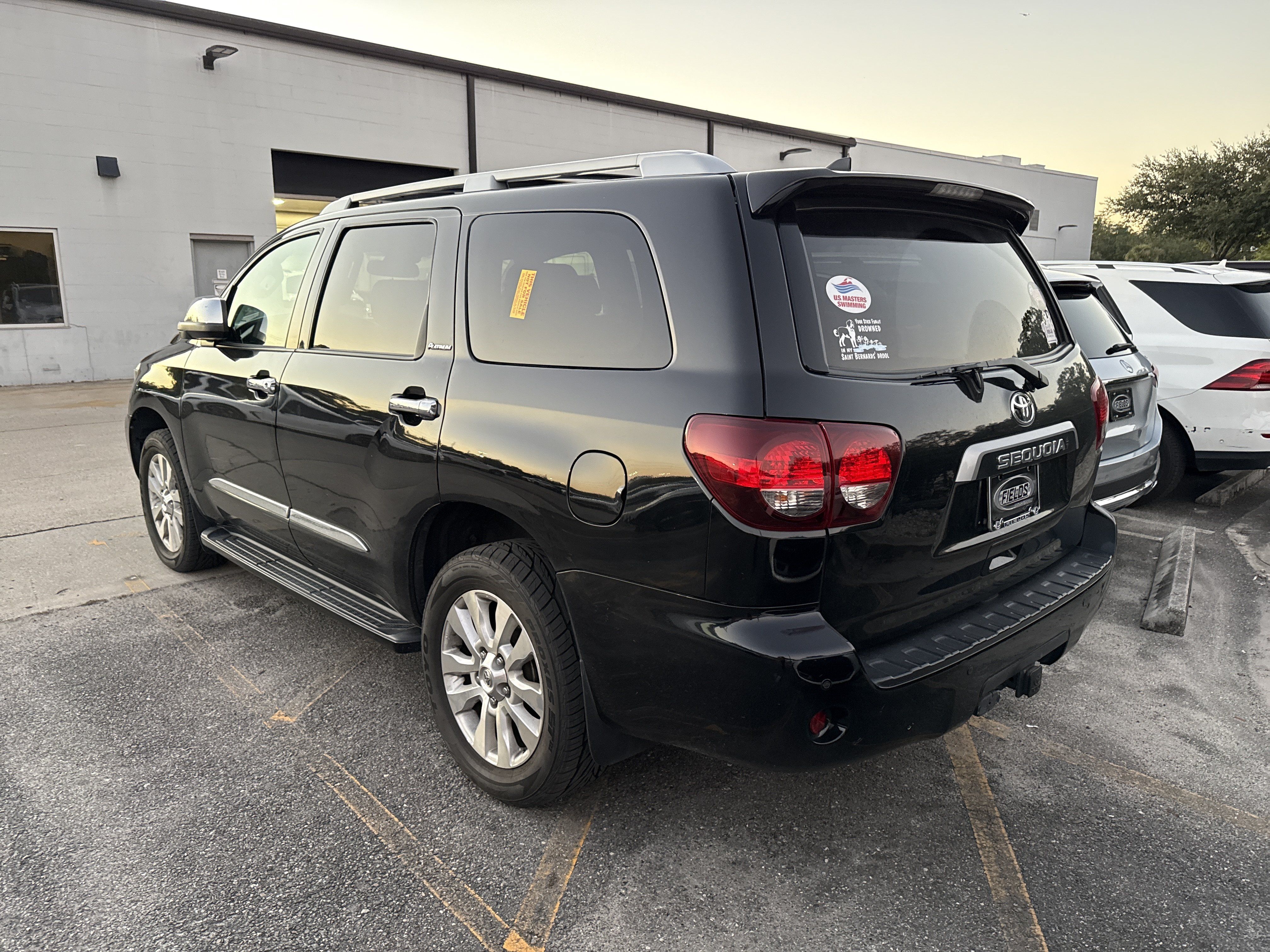 Used 2020 Toyota Sequoia Platinum AWD/4WD image 3