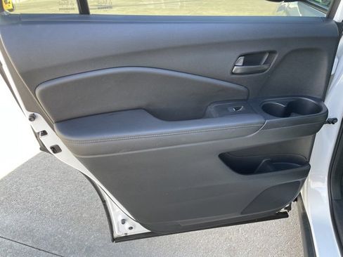 Used 2023 Honda Passport EX-L image 9