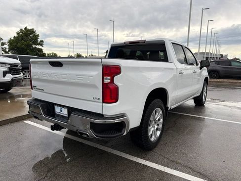 Used 2024 Chevrolet Silverado 1500 LTZ AWD/4WD image 3
