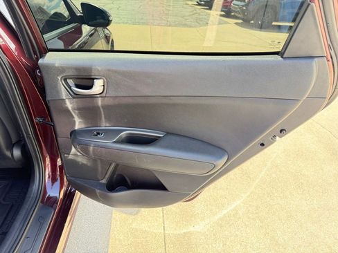Used 2020 Kia Optima LX FWD image 22