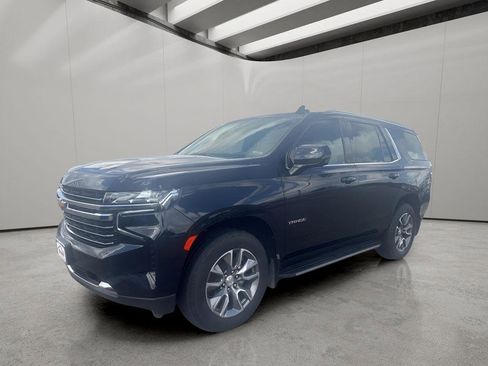 Used 2022 Chevrolet Tahoe LT w/ Luxury Package image 1