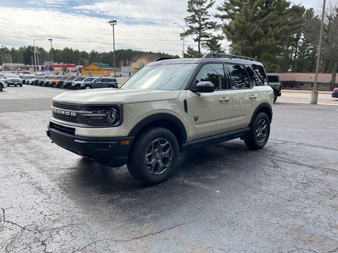 Used 2024 Ford Bronco Sport Badlands w/ Premium Package AWD/4WD image 3