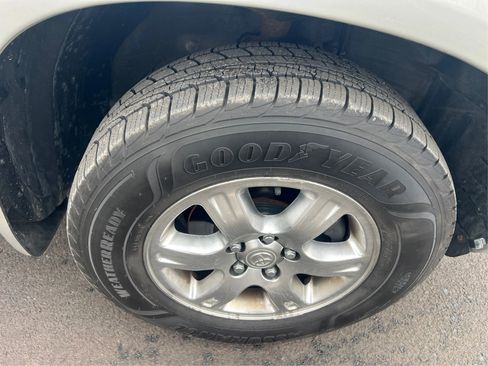 Used 2004 Toyota Highlander 4WD V6 image 22