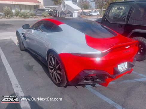Used 2019 Aston Martin V8 Vantage Coupe image 25