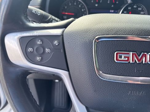 Used 2020 GMC Terrain SLT image 21