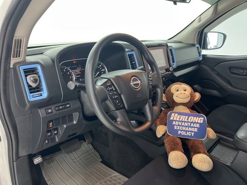 Used 2022 Nissan Frontier S w/ Technology Package image 9