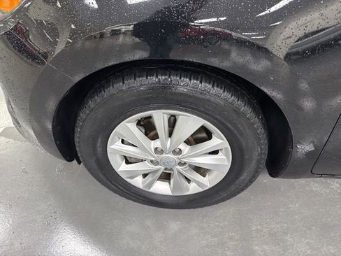 Used 2018 Kia Sedona LX w/ LX Essentials Premium Package image 45