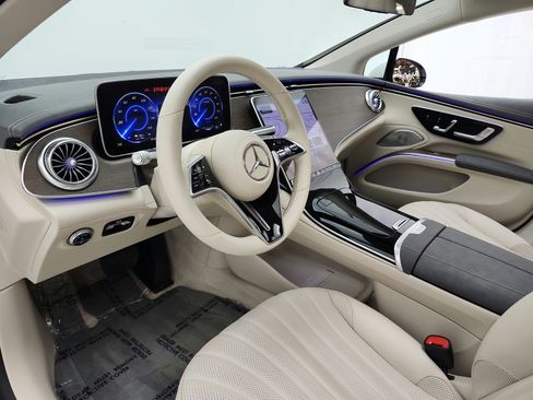 Used 2022 Mercedes-Benz EQS 450+ Sedan image 12