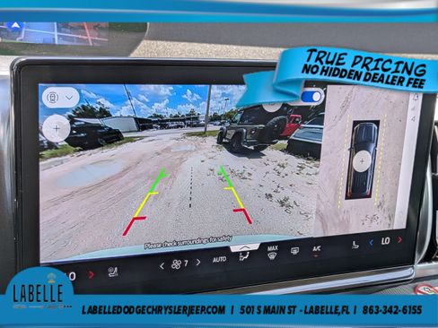 Used 2025 Ford Expedition Active AWD/4WD image 26