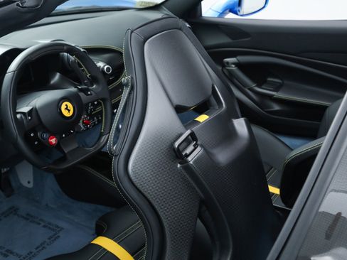 Certified 2022 Ferrari F8 Tributo RWD image 20