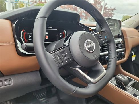 New 2025 Nissan Pathfinder Platinum w/ Cargo Package image 6