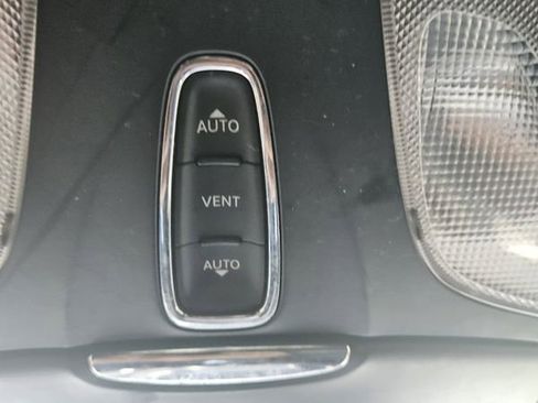 Used 2015 Dodge Dart SXT w/ Sun/Sound Group FWD image 21