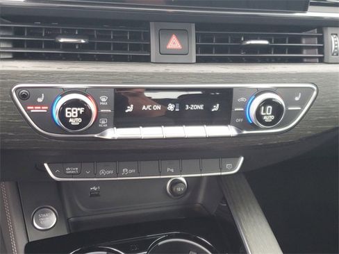 Used 2023 Audi A4 2.0T Premium Plus image 26