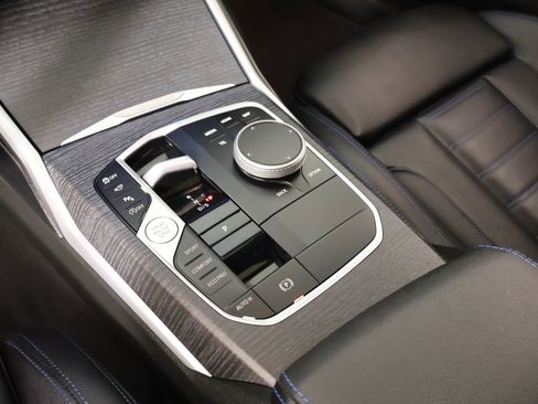Used 2025 BMW M340i xDrive w/ Premium Package AWD/4WD image 9