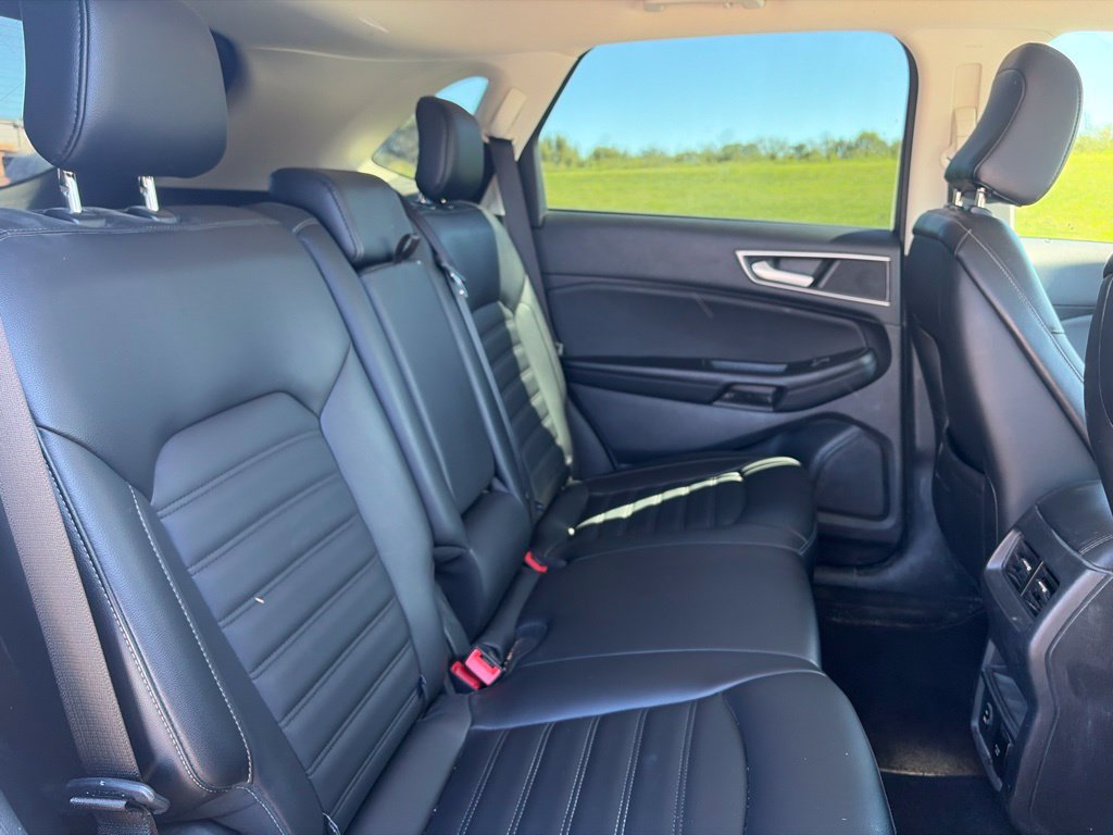 Used 2022 Ford Edge SEL w/ Convenience Package AWD/4WD image 8